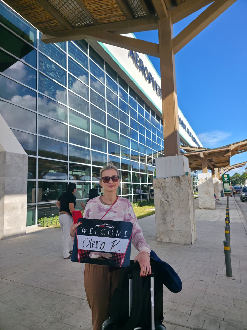 Professional Van for hotel_zone transfers